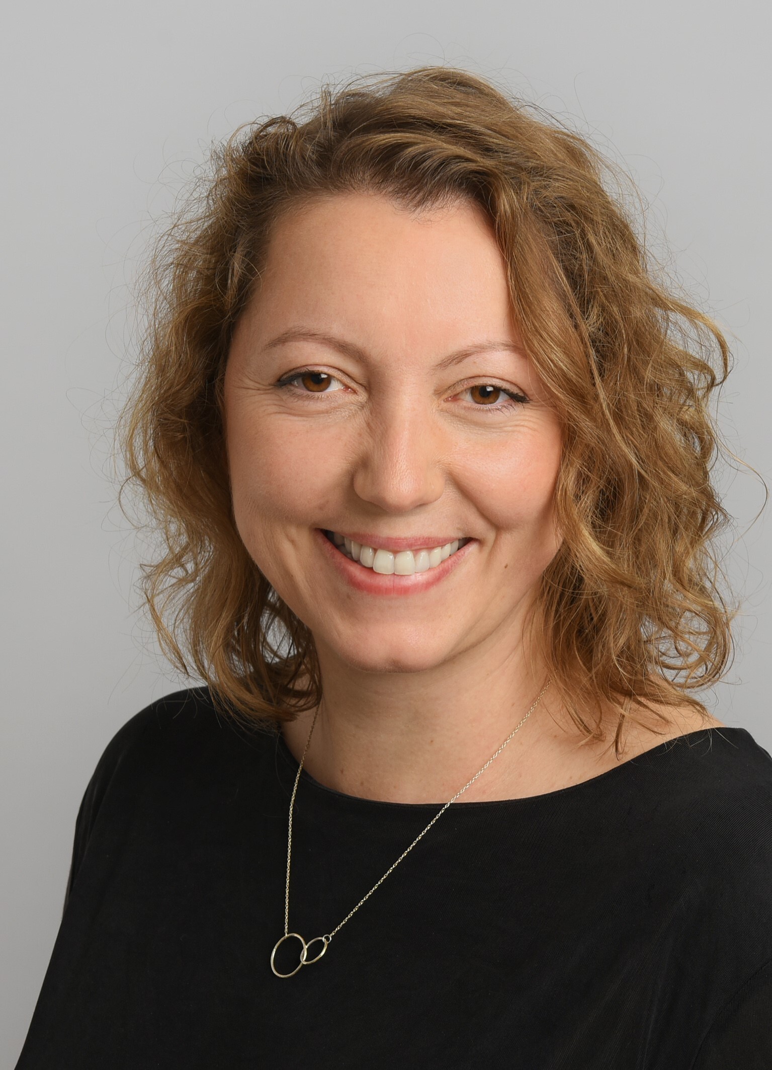 Julia Hecker